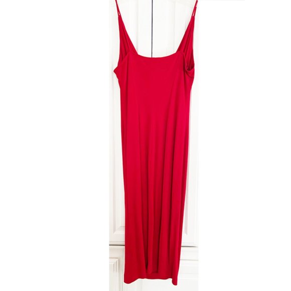 Bloomindales: Drape neck, red dress, size M. very flattering style - Picture 3 of 7